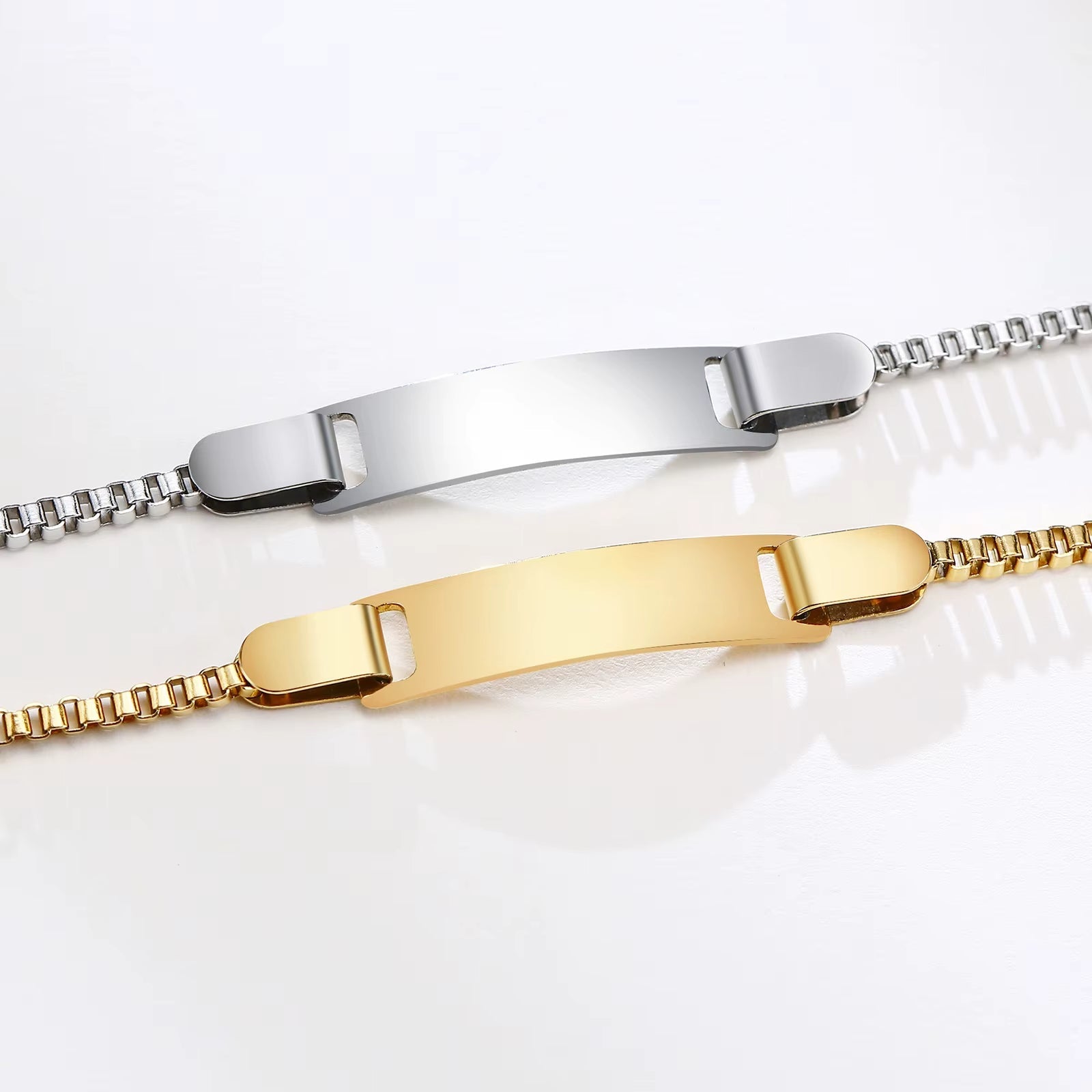 Pulsera Personalizada Bebé Chapada en Oro 18k (0 a 3 años)