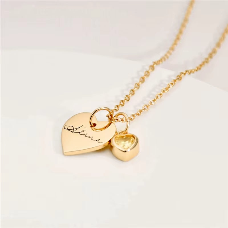 Collar Personalizado Corazón de Cumpleaños Bañado en Oro 18k